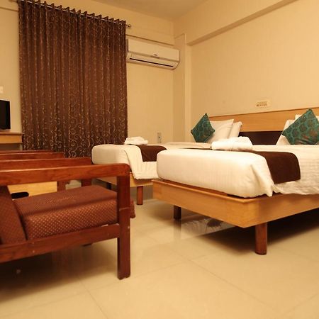 Hotel Highland Thiruvananthapuram Екстер'єр фото