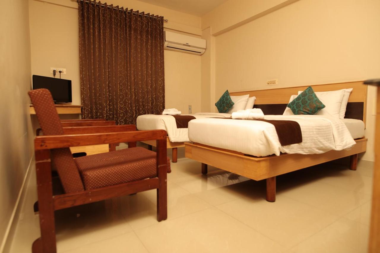 Hotel Highland Thiruvananthapuram Екстер'єр фото